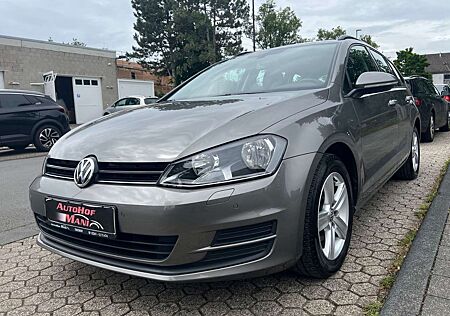 VW Golf Volkswagen VII Variant 4Motion/Navi/Rückfahrkamera/AHK