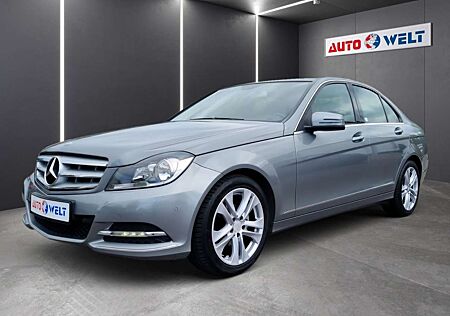 Mercedes-Benz C 180 CGI Lim. mit Dual-Climatic Sitzhzg Navi
