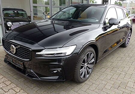 Volvo V60 Ultra Dark B4 Aut.*PANO*LEDER braun*B+W*GOOGLE*ACC