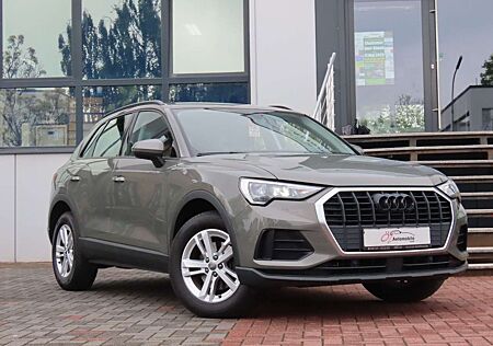 Audi Q3 35 TDI S tronic Sitzheizung Navigation