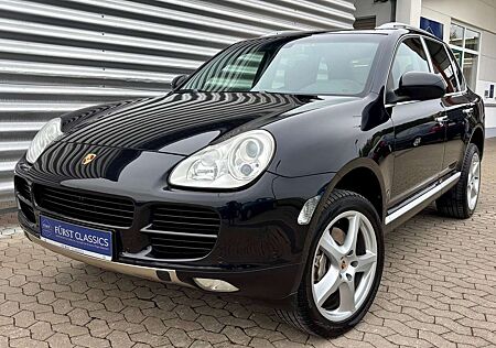 Porsche Cayenne S Tiptronic AHK Bi-Xenon 20" SHD Navi Standhzg.