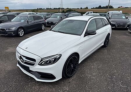 Mercedes-Benz C 63 AMG Night Paket Burmester LED 2.Hand 360Kam