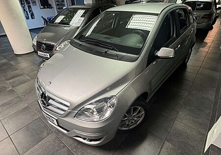 Mercedes-Benz B 200 Automatik*AHK*Park-Assistent*Spiegel Klapp