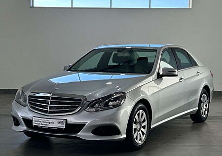 Mercedes-Benz E 220 CDI BlueEfficiency Lim. AHK+NAVI+AUTOMATIK