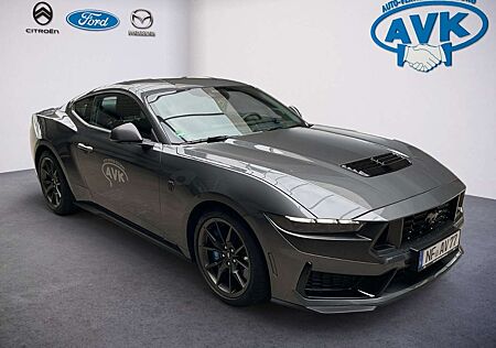 Ford Mustang Fastback 5.0 V8 Dark Horse