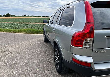 Volvo XC 90 XC90 XC90 D5 Executive Inscription 7Stz StHz TÜV NEU