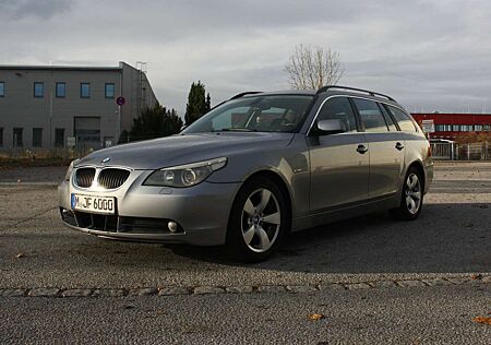 BMW 523i 523 - HU 2026/8fach/SZH/Xenon/AHK/Getr.Öl neu