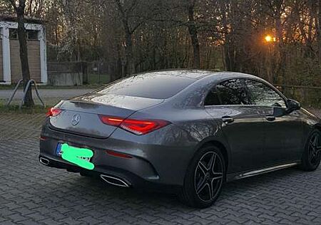 Mercedes-Benz CLA 180 d 7G-DCT AMG Line