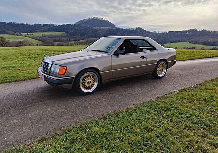 Mercedes-Benz CE 230 CE-Klasse Oldtimer Coupe *lässig*