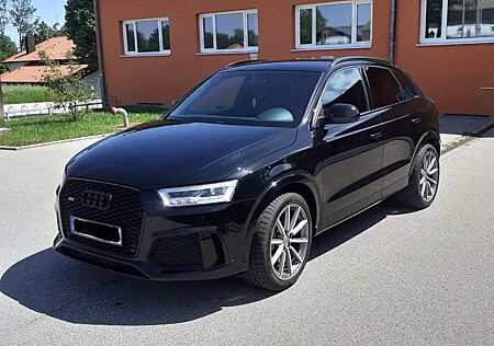 Audi RS Q3 2.5 TFSI quattro S tronic
