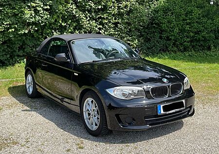 BMW 120i 120 1erCabrio +170 PS+Benzin+Leder+Garage