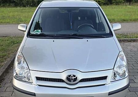 Toyota Corolla Verso 1.8 Edition