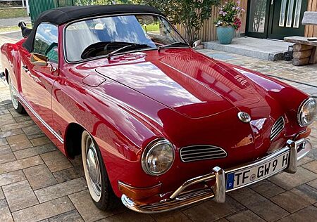 Volkswagen Karmann Ghia -