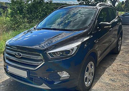 Ford Kuga 1.5 EcoBoost 2x4 Cool & Connect