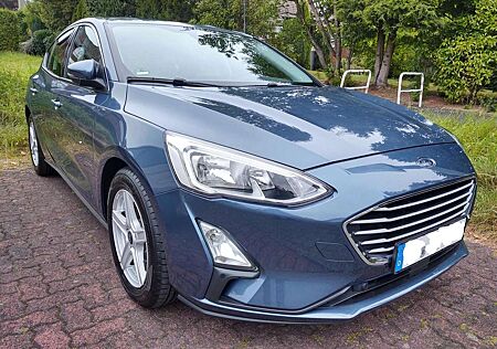 Ford Focus Cool&Connect 1.0 EcoBoost blau met 1. Hd. gepflegt
