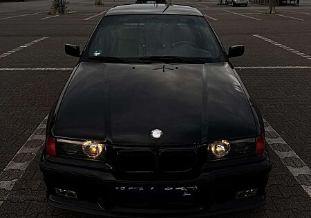 BMW 328i 328