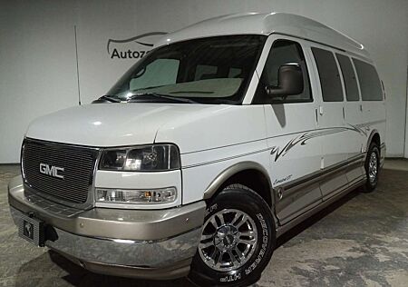 GMC Savana High Top Explorer Conversion Van Kamera