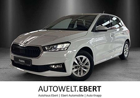 Skoda Fabia Essence 1,0 TSI LED+SITZHEIZ+SPURHALTE+PDC