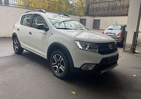 Dacia Sandero Stepway Celebration