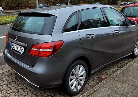 Mercedes-Benz B 180 d Edition B