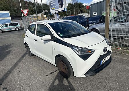 Toyota Aygo x-play Team Deutschland