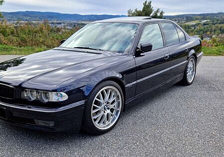 BMW 750i 750 Individual V12