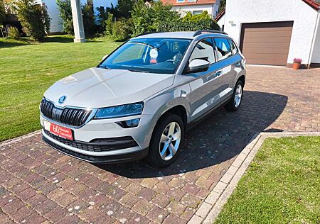 Skoda Karoq Ambition/AHK/Tüv neu/Garantie