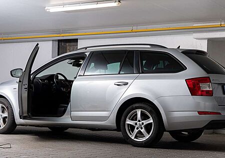Skoda Octavia Combi 2.0 TDI (Green tec) DSG Ambition