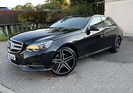 Mercedes-Benz E 250 BLUETEC, PANO, NAVI, LEDER, LED, TOTWINKEL