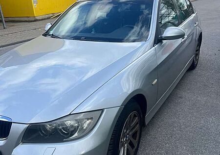 BMW 320d 320 3er Diesel DPF Aut.