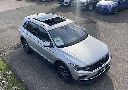 VW Tiguan Volkswagen Life 2.0 TDI LED PANO KAMERA ACC AHK