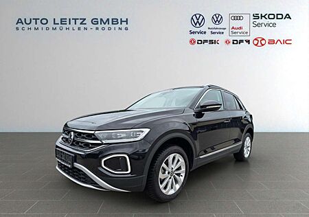 VW T-Roc Volkswagen 1.5 TSI DSG Style AHK ACC Navi LED VC LM17