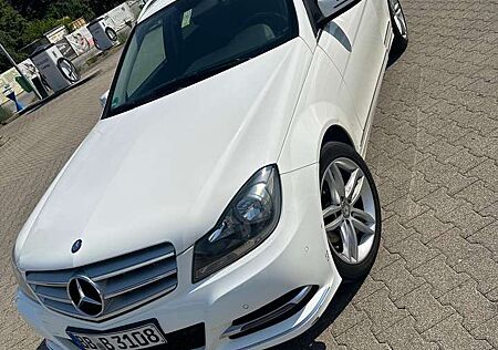 Mercedes-Benz C 180 T CGI BlueEfficiency (204.231)