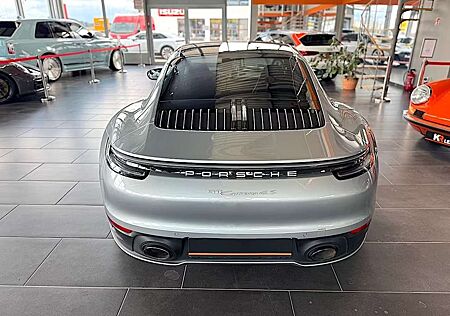 Porsche 992 911 Carrera 4S PDK