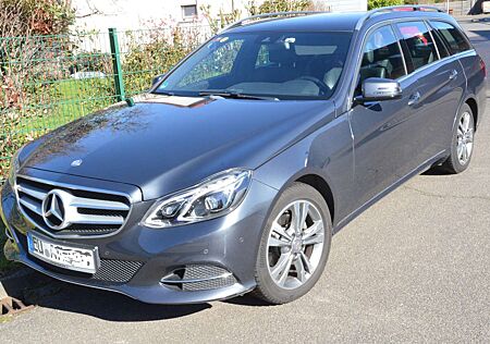 Mercedes-Benz E 200 T Raumwunder mit Vollausstattung