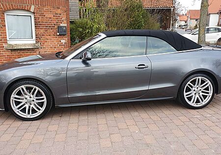 Audi A5 Cabrio 2.0 TFSI quattro 230PS S tronic | Navi | Xenon | Kamera | PDC | 19" | Scheckheft