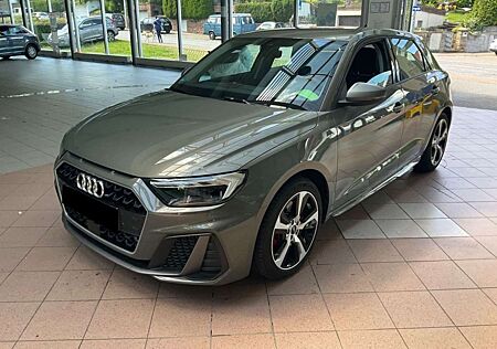 Audi A1 40 TFSI S line