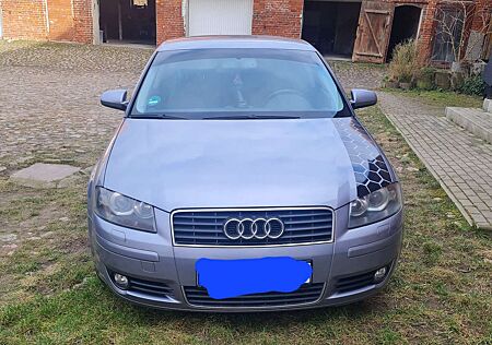 Audi A3 8P 2,0l FSI Tiptronic Ambiente