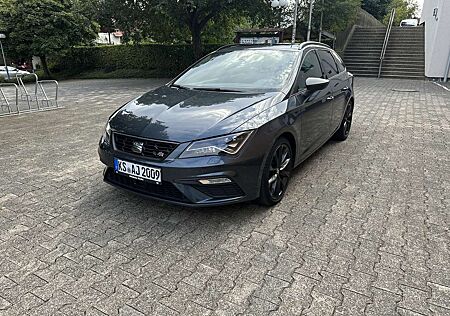 Seat Leon FR Black Matt Edition