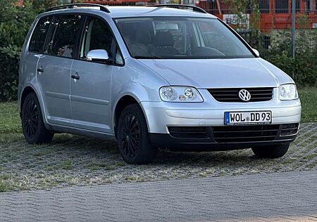 VW Touran Volkswagen 1.9 TDI Conceptline