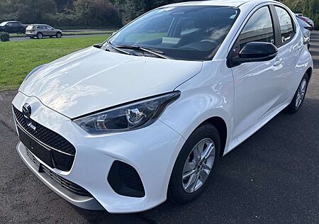 Mazda 2 Hybrid Centre-Line 1.5L VVT-i 116