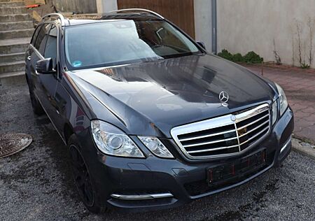 Mercedes-Benz E 350 E-Klasse DPF 4Matic BlueEFFICIENCY 7G Avantgarde