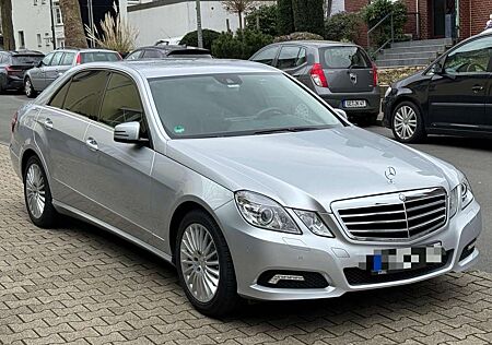 Mercedes-Benz E 200 CGI Automatik Avantgarde