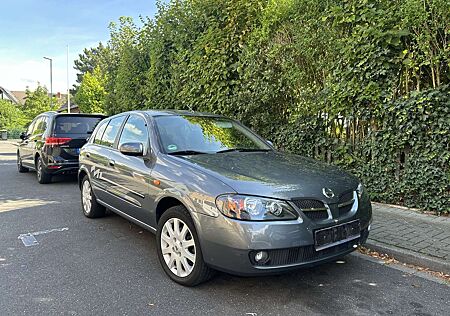Nissan Almera 1.5 acenta