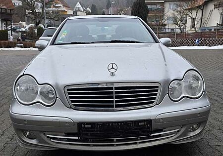 Mercedes-Benz C 180 Kompressor (203.046)