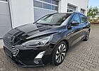 Ford Focus AUTOM. / NAVI / SITZH. / LED / ANHG. / KAMERA