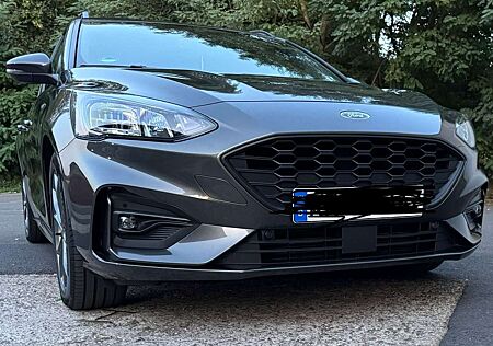 Ford Focus Turnier 1.5 EcoBoost Start-Stopp-System Aut. ST-LI