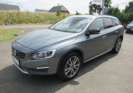 Volvo V60 D4 Cross Country Summum