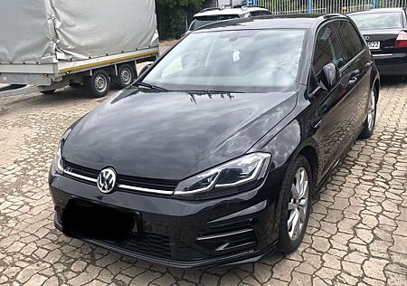 VW Golf Volkswagen 1.5 TSI ACT (BlueMotion Technology) DSG Highline