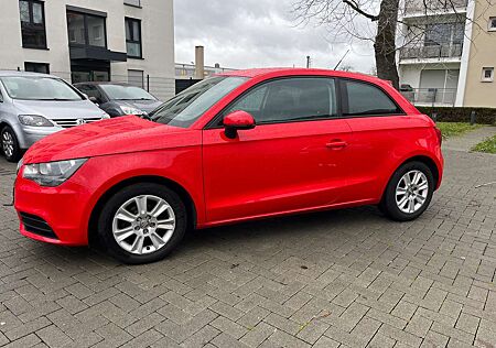 Audi A1 attraction, 1.2 TSI KLIMA,ALUFELGEN,Tüv Neu
